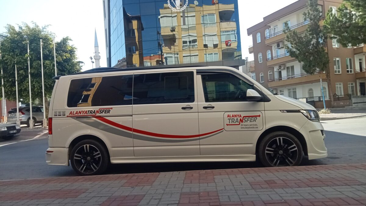 Effortless Private Transfer Services from Kızılağaç to Lara